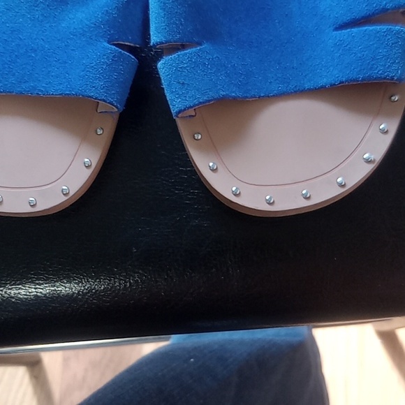 Halogen, blue suede sandals, size 5 M, Sale! 2 for $20.00! - Picture 7 of 8